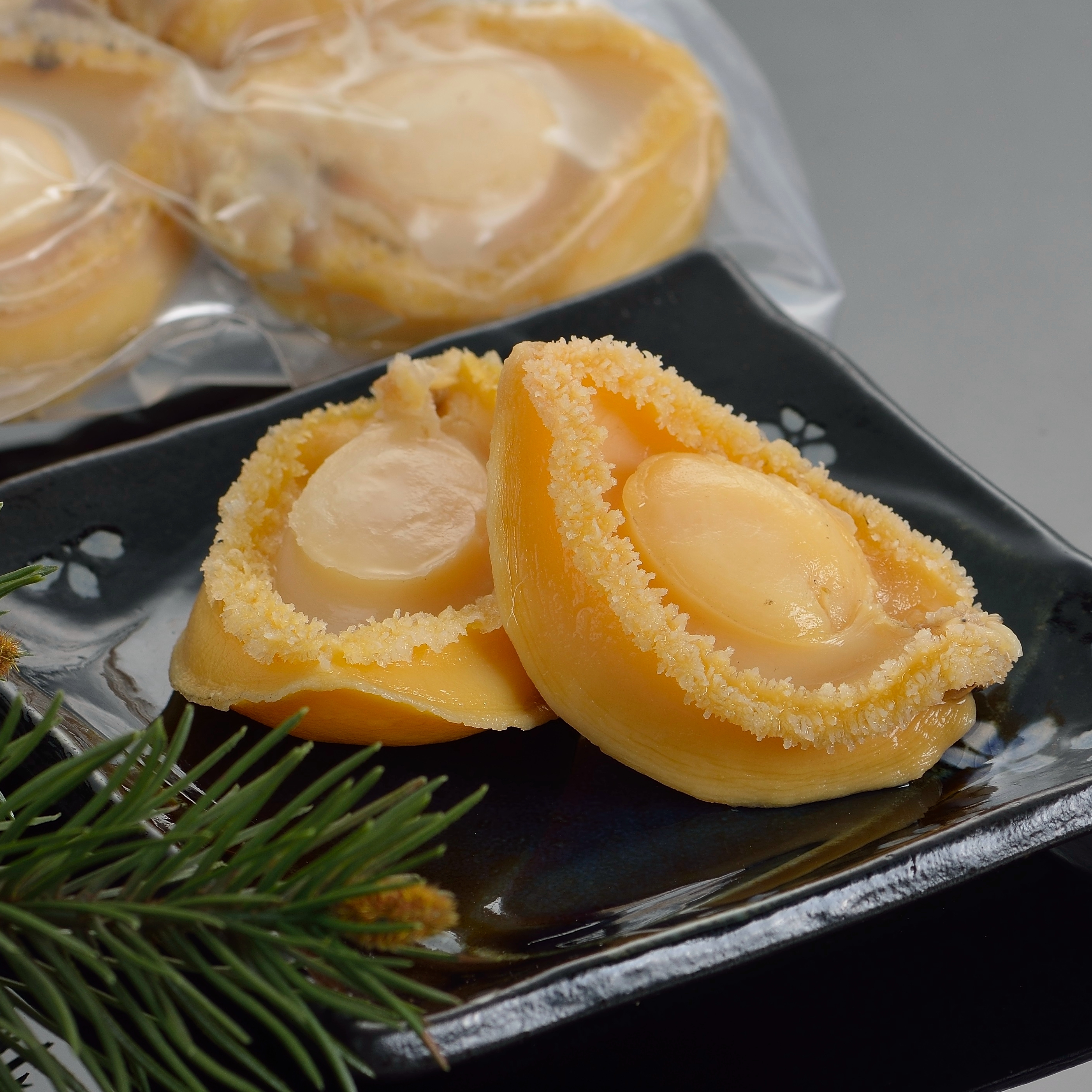 Fresh Abalone Black Truffle Canned